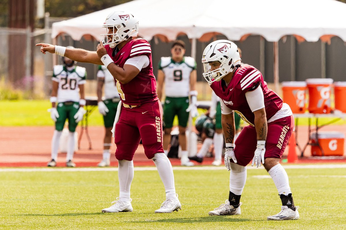 Deionforeman9's tweet photo. Honored to receive an Offer from Willamette University! @WillametteFB #Bearcats https://t.co/SKil11MdRs