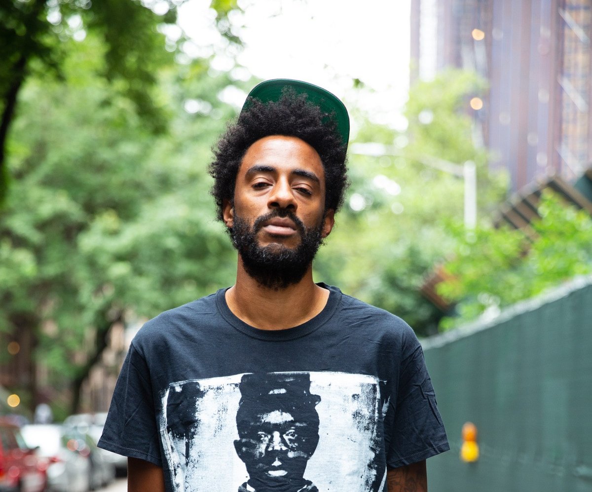 📸 Meet Julian Joseph Kyle, artist #37 of 69 supported by the Darryl Chappell Foundation! Julian is a multidisciplinary artist with a prolific practice. Since 2019, the Foundation has awarded $130,000 to 69 artists. Support the mission today: givebutter.com/empowerafrodes…