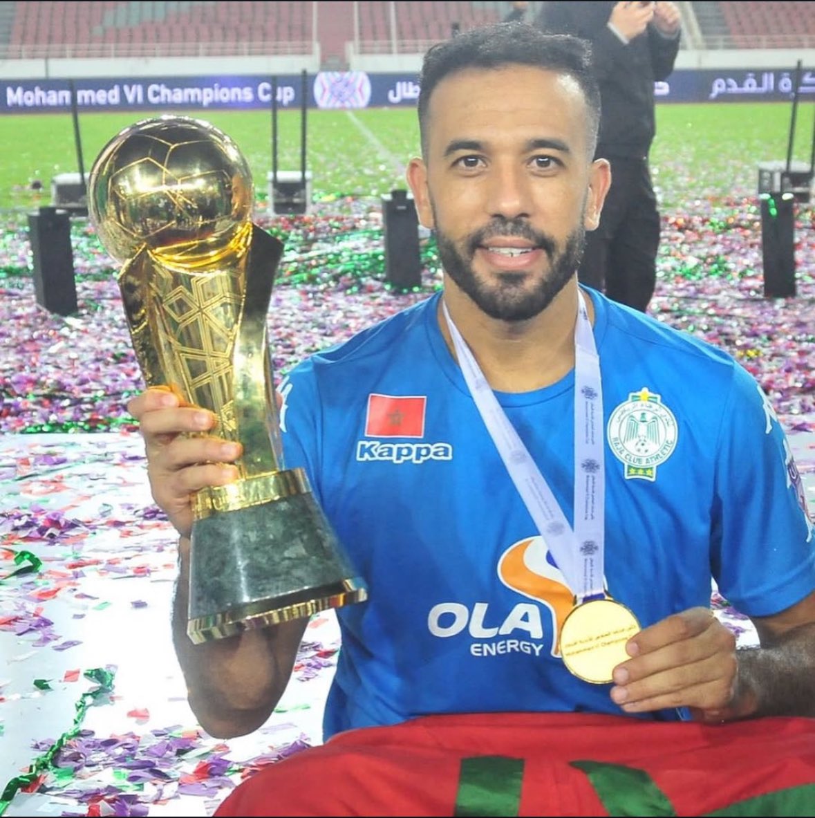 RCA_Inside's tweet photo. 🏆🏆 2x Botola 
🏆🏆 2x Coupe du Trône
🏆🏆 2x CAF Confederation Cup
🏆 1x CAF Super Cup 
🏆 1x Arab Club Champions Cup

🥇🥇🥇🥇 4x Goalkeeper of the Year 

After 9,5 seasons, a legend will leave the club. 

Anas Zniti; Always one of us 💚 https://t.co/9WX5JsJXKS