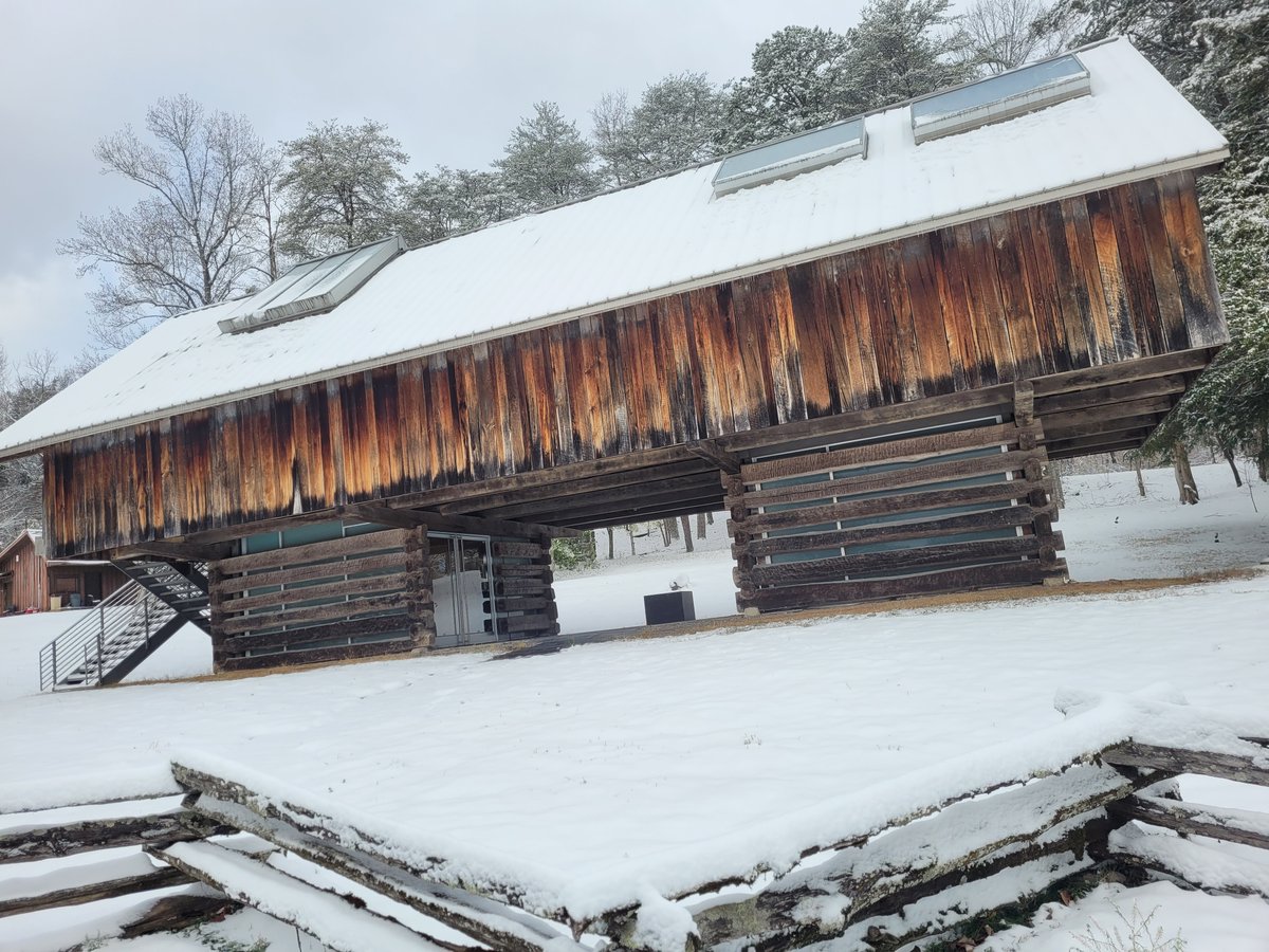 ChildDefender's tweet photo. As winter weather blankets much of the country, Children's Defense Fund sends you warmth and hope from #CDFHaleyFarm in Clinton, Tennessee. Together, we will continue our work to bring dignity, hope, and joy to all young people in America.
Photo: Michael Sands, #CDFHaleyFarm https://t.co/5oley7rxNz
