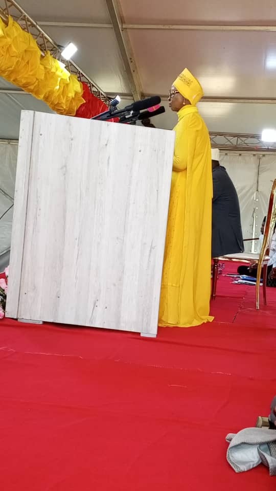 Hon Anifa Kawooya <a href="/HonAnifaKawooya/">Hon. Minister Anifa B. Kawooya</a> a convert #Islam, addressing faithfuls at 35th #Ahmadiyya Muslims Annual Convention at Kyantamba Kiboga District. Appealed to men to go slow #Women in matters of faith instead they should lead by example &amp; in a loving manner <a href="/MuslimTVAfrica/">MTA Africa</a>.