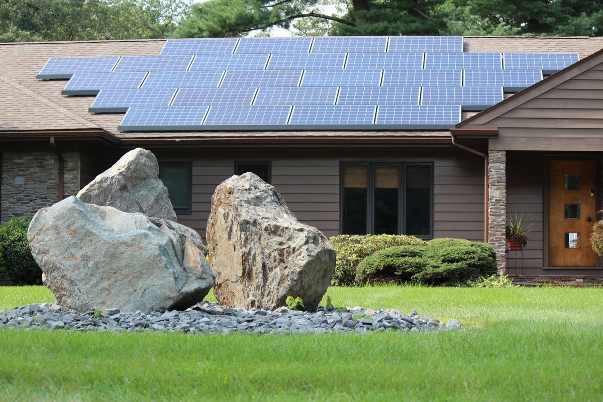Level up your energy savings by installing solar!  The Compact is excited to launch the Cape and Vineyard Solar Loan. A low-interest loan aimed at making solar upgrades more accessible for residential customers on the Cape &amp; Vineyard.  See if you qualify! capelightcompact.org/cape-and-viney…