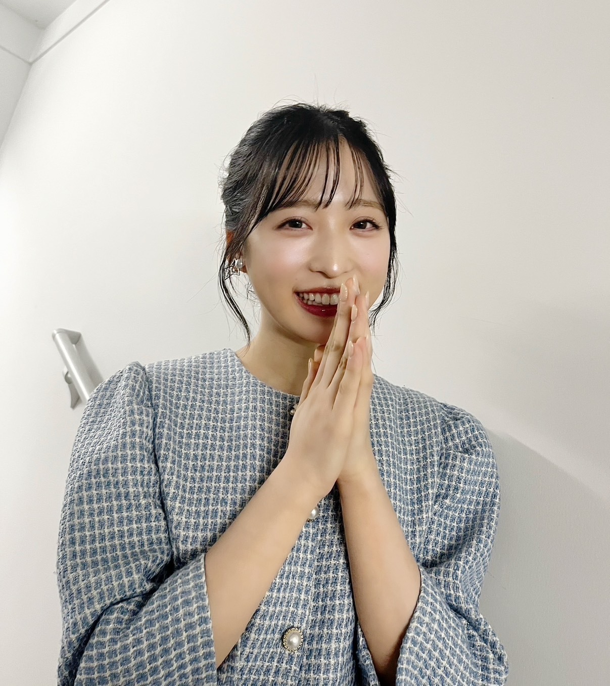 AKB48劇場爆レス祈願御守り小栗有以ver サイン入