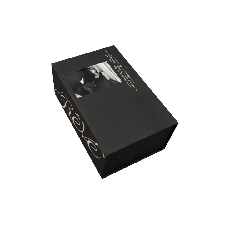 cokodive's tweet photo. V - Rêvé Photobook GIVEAWAY 🎁
20 WINNER 🏆

- Follow @cokodive
- RT 
- Like &amp; Tag ARMY 
You can Pre-Order V - Rêvé Here 👇
 https://t.co/Fk80myezVZ https://t.co/uMnfoniXdF