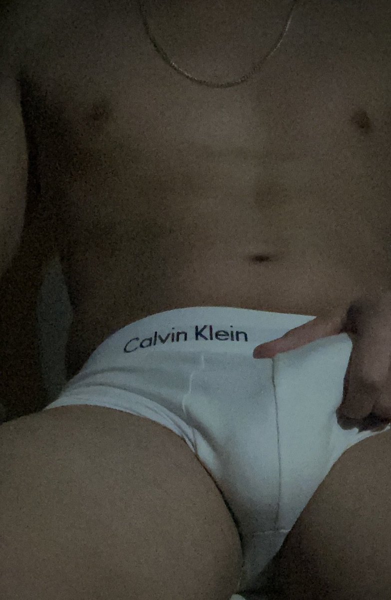 TwinkVersatil_'s tweet photo. I need help 🥵💦🍆 https://t.co/Qb2WD1iwkM