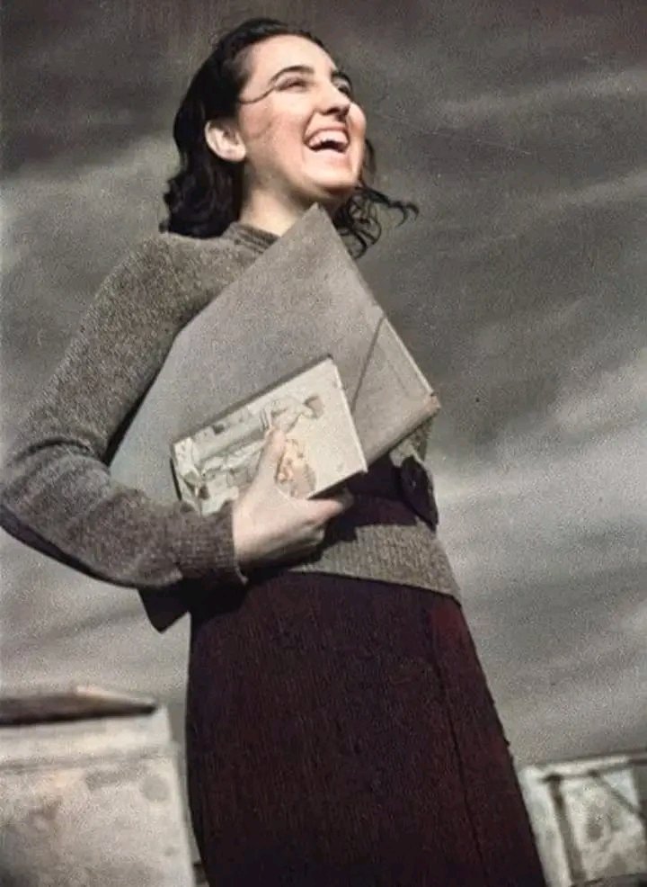 "Ni DURRUTI, ni ninguna de sus compañeras y compañeros JAMÁS delatarian a nadie a la JUSTICIA BURGUESA"