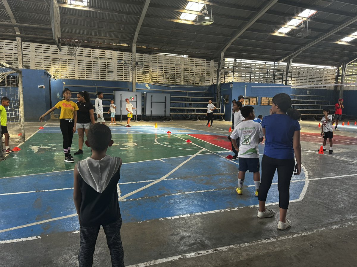 Parque_Lefevre's tweet photo. #VeranoConFlow Volleyball en el Gimnasio de Panamá Viejo @Rodriguez_Olmos #ParqueLefevreEs #Deporte #Volleyball https://t.co/CZssjVv26L