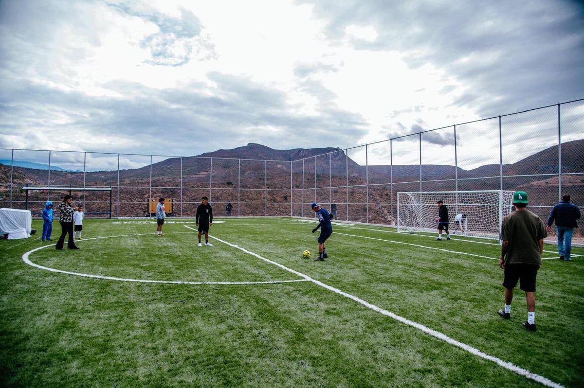 Mauricio Kuri tweet media