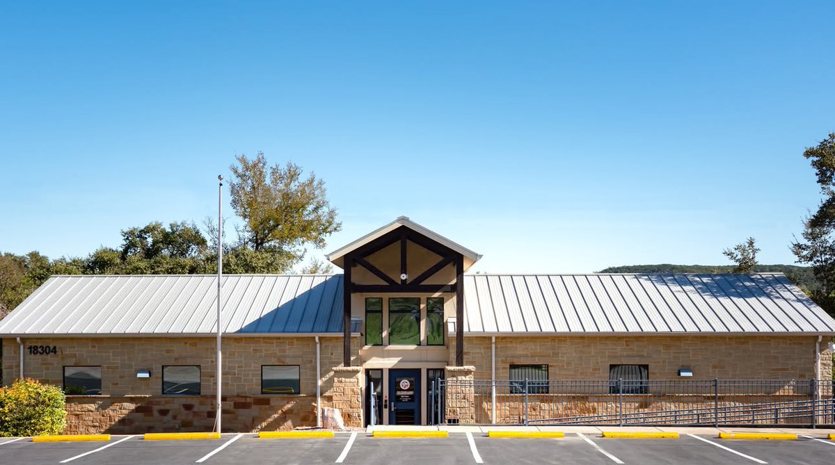 We are excited to welcome Jonestown Police Chief Paul Taylor and his team to the Texas Accreditation Program!  Congratulations on successfully completing their very first onsite inspection. Way to go!