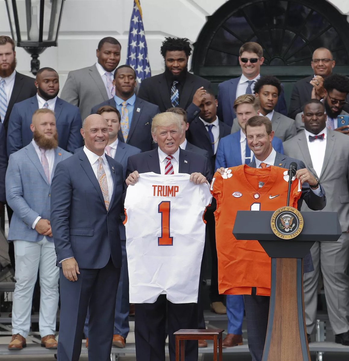 Chase Coats tweet media