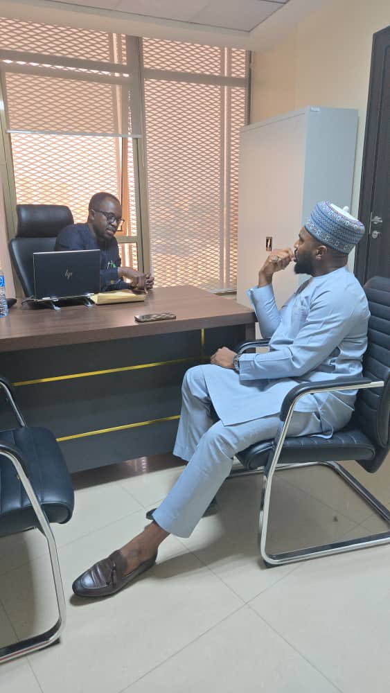 bashirtenuche's tweet photo. Very insightful engagement with the ever so humble Mr. Ife Adebayo (National Coordinator I-DICE). 
Our conversation was centered around the Opportunities and challenges encountered in driving ICT penetration. https://t.co/ScfOvUPaQu