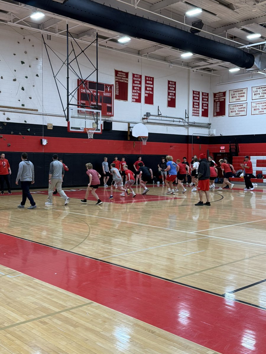 CHSRamFootball's tweet image. Attacking the week with a 6am workout before school!! #ALLIN #ctshfb #🐏