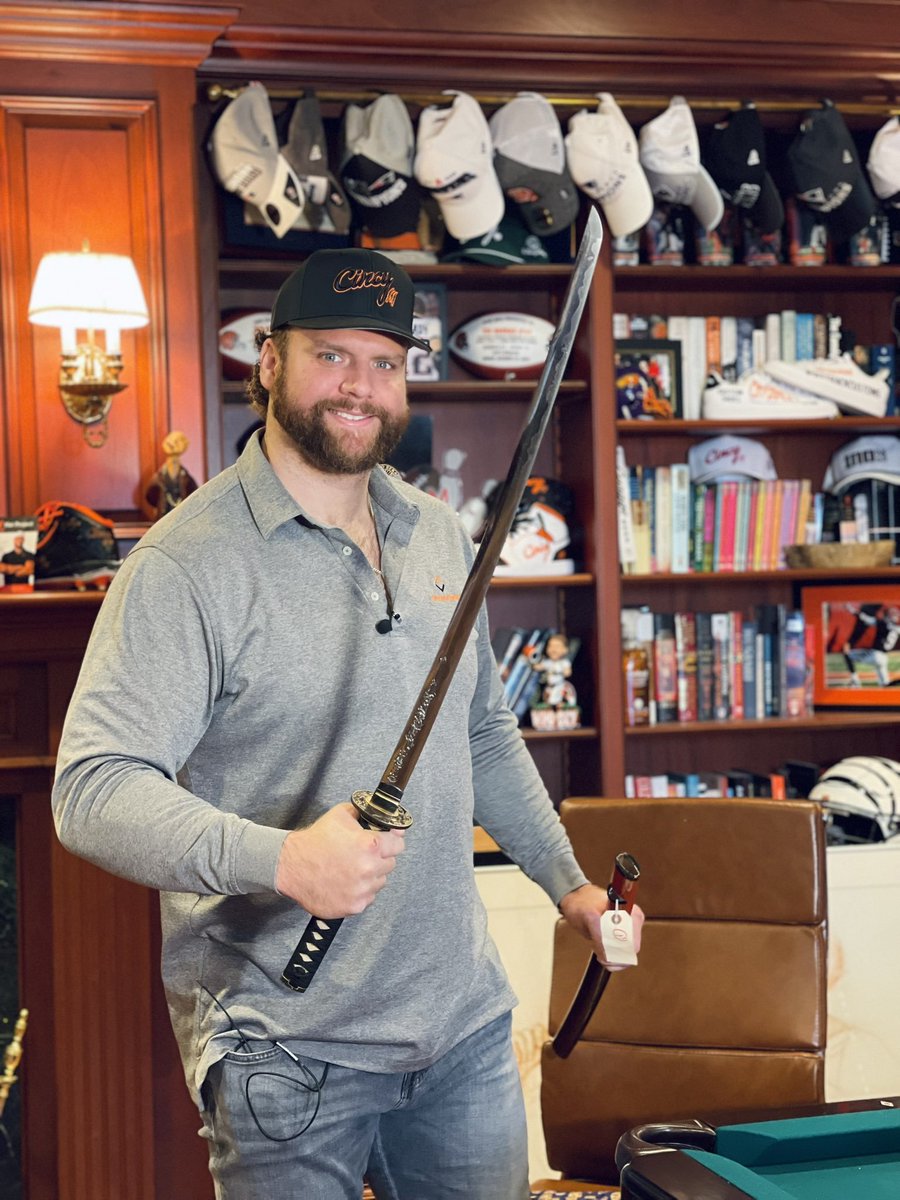 YoshiSZNs's tweet photo. The Katanas Joe Burrow gifted his linemen have been revealed https://t.co/wh1xClXzvI