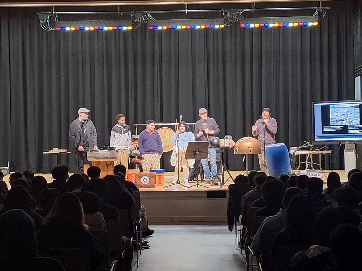 Paul Robeson Community School for the Arts tweet media