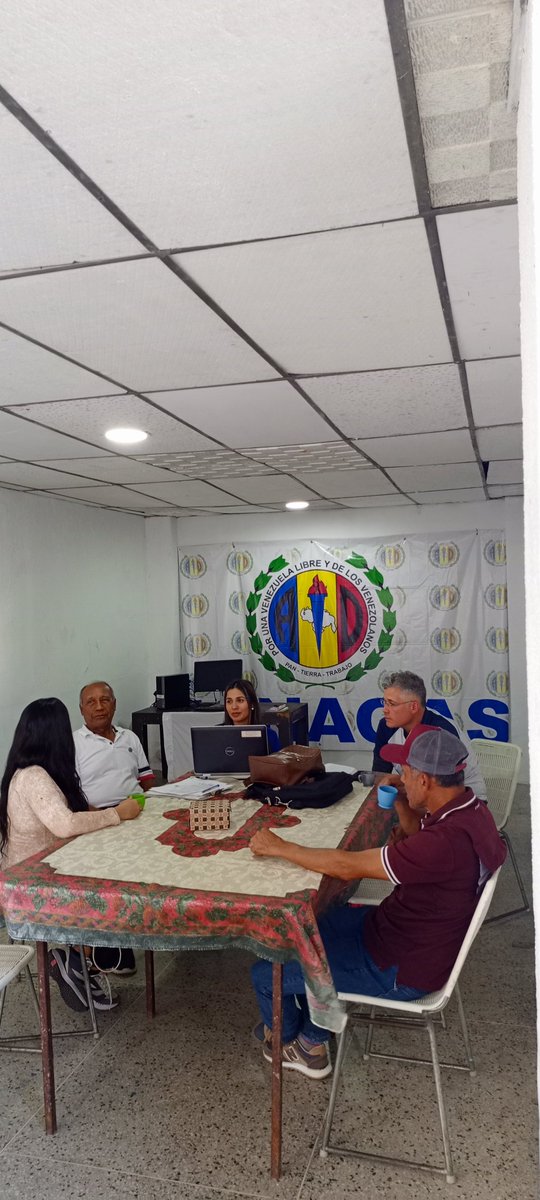 #13Ene| Reunión con parte del equipo de Organización en el estado Monagas, comprometidos con nuestro país y nuestro estado. Con Organización y Disciplina AD se crece! 
#ADMonagas