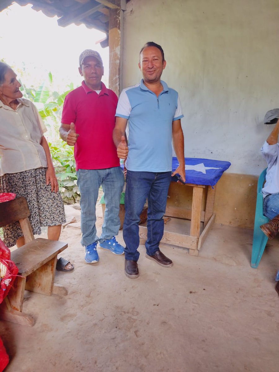 Tito Asfura tweet media