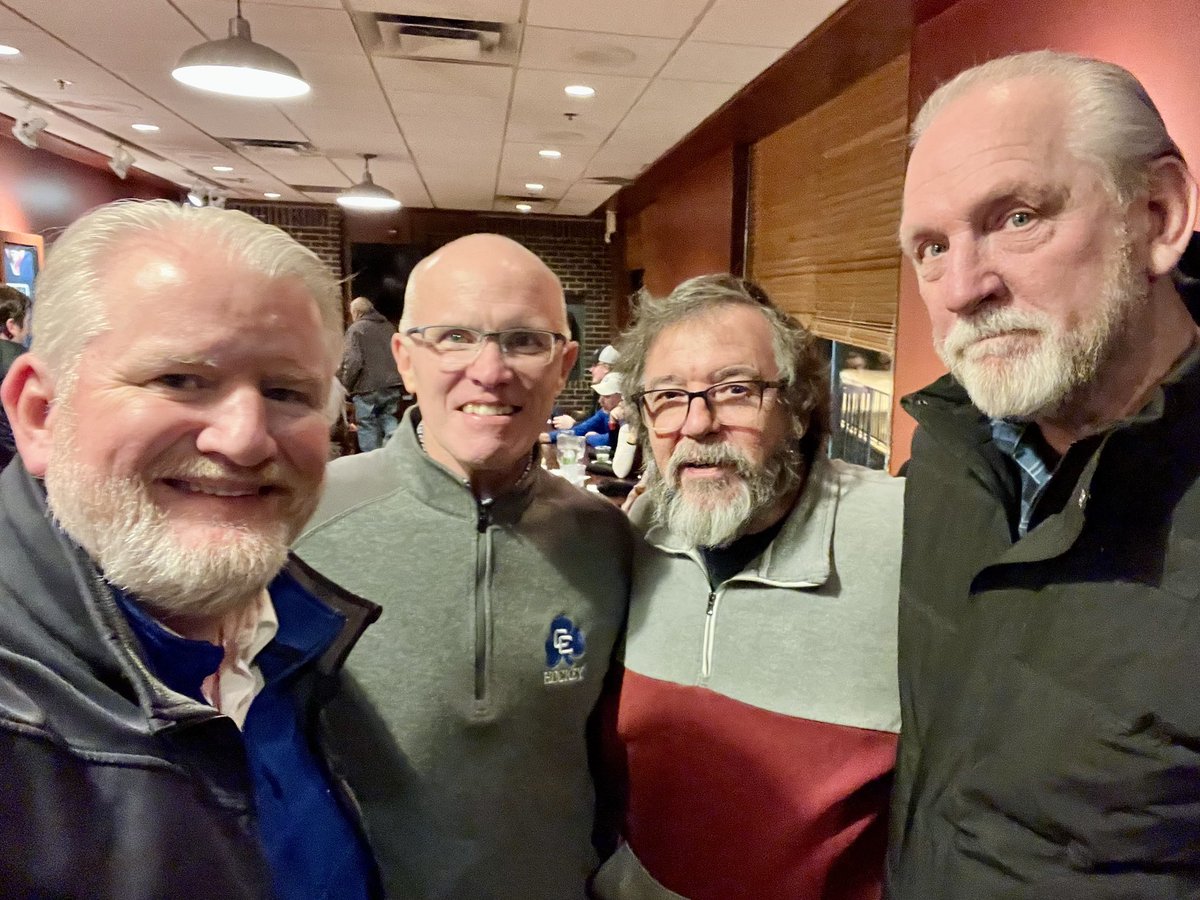 Detroit Catholic Central Alumni tweet media