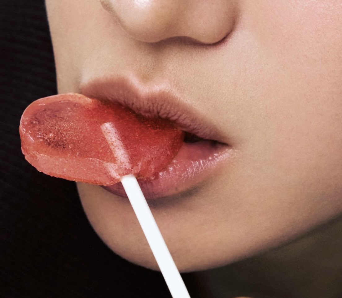 heart shaped lips