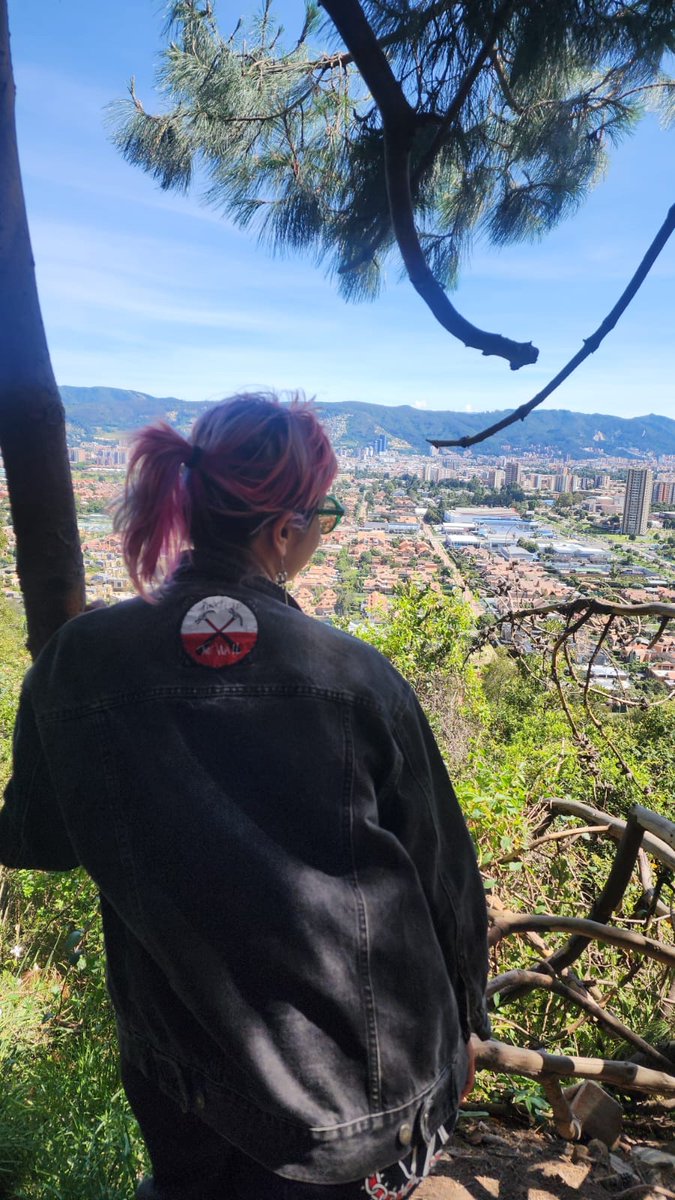 A los 40 y tantos tengo amigos que me sacan a echar pata y miquear :V