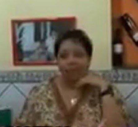 Esse ano terei de retomar minha skin geek com óculos de grau. Pois estou praticamente cega