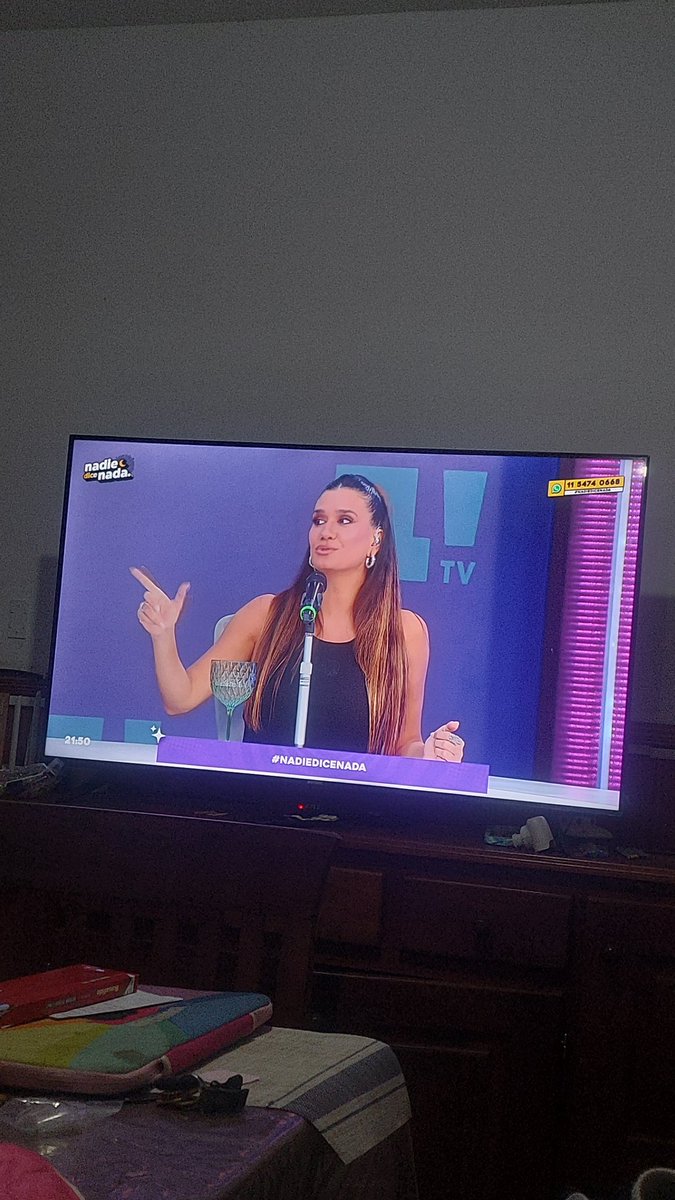 alecentini1's tweet photo. Con mi novia, fans de ustedes 🥰 #nadiedicenada https://t.co/o2J3xbEgRw