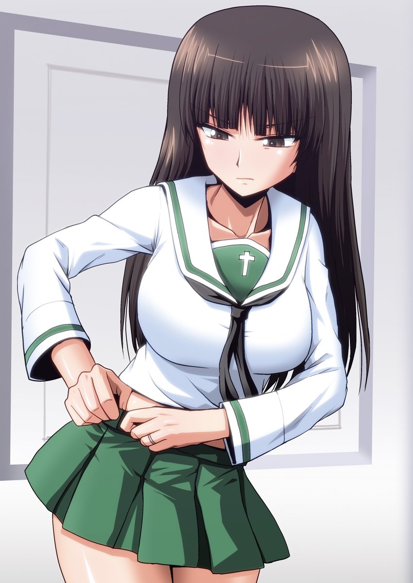 西住しほ 「#ガルパン自己設定 常夫さんに構ってほしい時の家元は黒森峰コス  みほに帰ってき」|神島かのんのイラスト