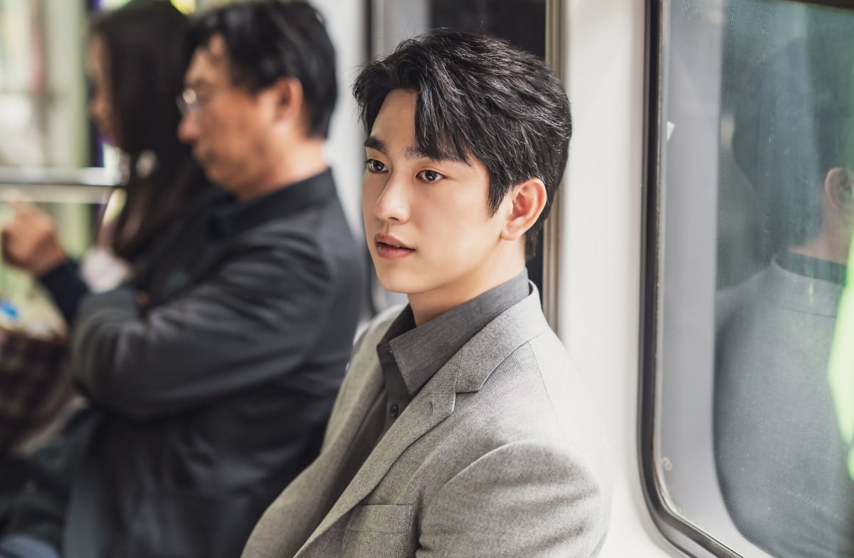 M93_J94 📝🧡 tweet media