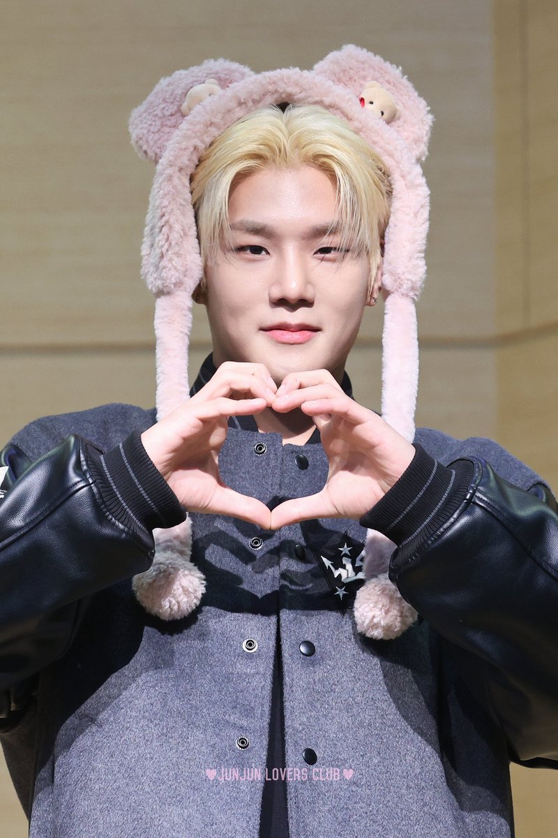 ♥︎ 241219 ♥︎

#다크비 #DKB #준서 #JUNSEO