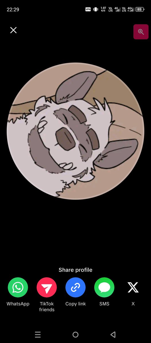 AndyAwoo_Arts's tweet photo. My first art in 2025 !
Dave Halloway from Password VN.
Cause I love yeens !

150gsm off-white drawing paper A5 size
Derwent Coloursoft C610 Dark Terracotta
Derwent Artist 5500 Vandyke Brown
Derwent Artist 7000 French Grey
Black fineliner
White marker

FA : https://t.co/JOuQLwsO4t https://t.co/1u4UaRcMQo