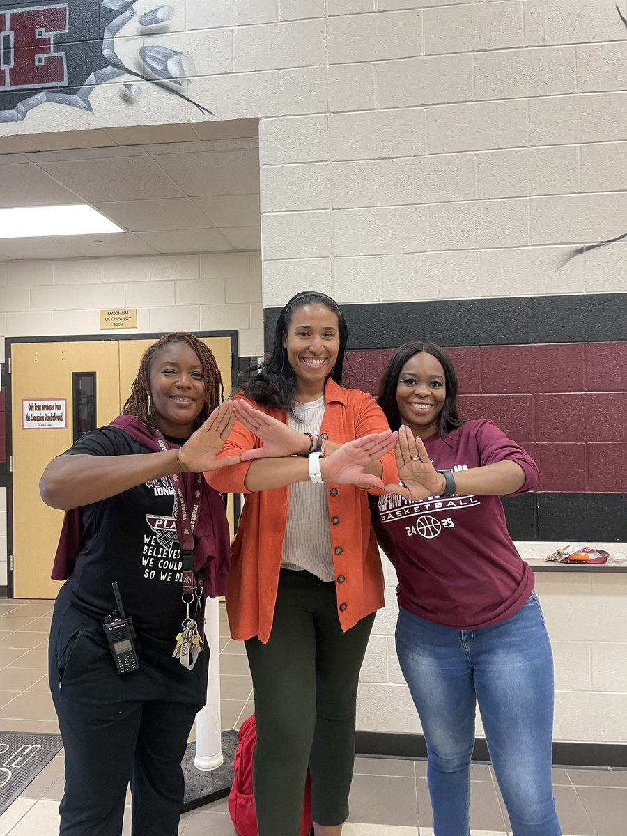 ChristinaJamer4's tweet image. Before the 13th comes to an end, I want to wish all of my DST Sorors a Happy Founders Day! #112yearsstrong #OOOOP My sisters in coaching and my Sorors!