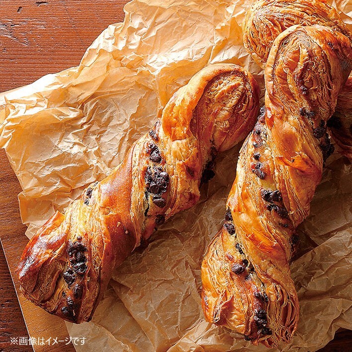 ＼✨セイコーマート #今週の新商品🎉 ／

【HOT CHEF  チョコカスタードパイ】
フランスから直輸入！
チョコチップとサクサクの生地が決め手！
お店で焼いています
＜北海道＞
本体価格：1個 248円（8％税込267.84円）
＜関東＞
本体価格：1個 260円（8%税込280.80円)

今週のおすすめ新商品👇