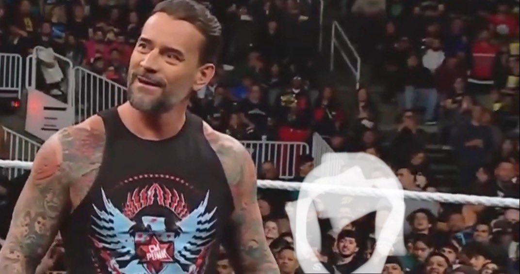 SheeshEffect's tweet photo. Me and my boy punk 🌚
#MondayNightRAW https://t.co/gJ09tLAeCu