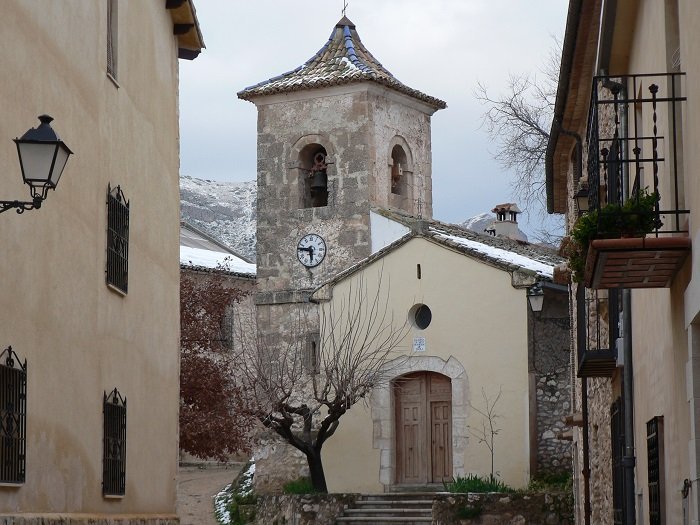 (FIL)
EL COMTAT, PAISATGES ÚNICS. La comarca del Comtat m'encisa. Sempre ho ha fet. La distància per a arribar des d'Alboraia a vegades ha sigut un fre, però he de reconéixer que estem davant d'un dels espais de muntanya més bells de la geografia mediterrània. La Serrella,