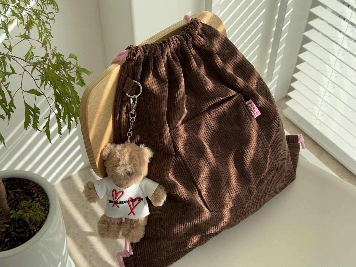 피스버디의 스트링백 &amp; 파우치 모두 구매 첫 프리오더 할인가 그대로! 바로 배송으로! 구매 가능합니다. 감사합니다 ෆ˙ᵕ˙ෆ 

📦 구매 후, 3일 이내 발송 예정 (평일 기준) 
🔗 witchform.com/deposit_form/7…