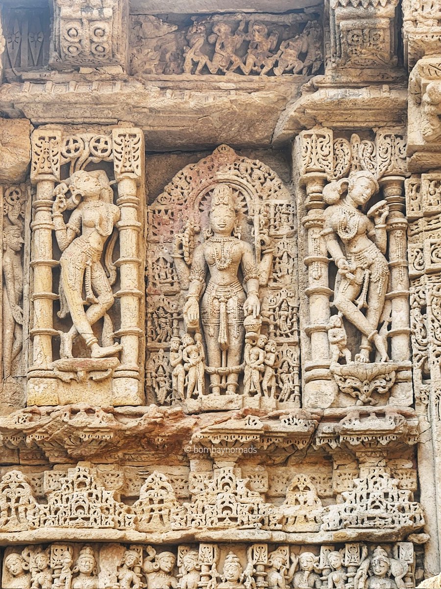 bombaynomads's tweet photo. I wrapped up 2024 with an 8-day tour of Gujarat with @InstucenT, and it was one of the most illuminating trips I have ever done.

We saw some beautiful examples of ancient Indian architecture, and more importantly, learnt about the local economy, food, religion - everything
(1/n) https://t.co/gIzT9Vik1N