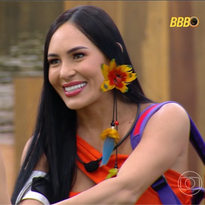 jhonvixtor's tweet photo. seja bem vindo de volta rafa kalimann caio caloteiro e isabelle nogueira #BBB25 https://t.co/DNQPCIFUPv