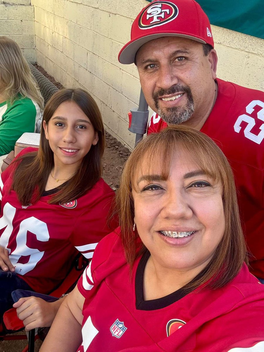 EleazarRascon's tweet photo. #NFLEnTelevisa https://t.co/RlJc3fkiSn