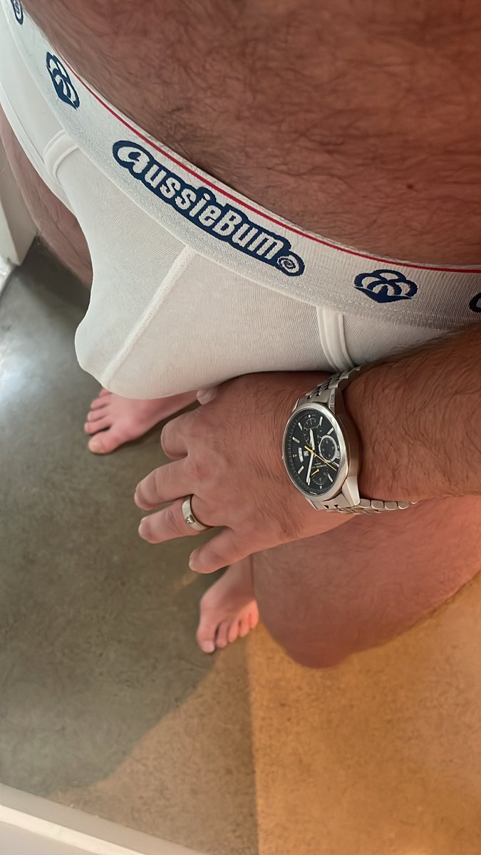 All the good things 
🩲 👨🏻‍💼 ⌚️ 💍 
#dadson #dadbod #maturedad #aussiebums #marrieddad #hairydad #briefs #tightywhities #bulge