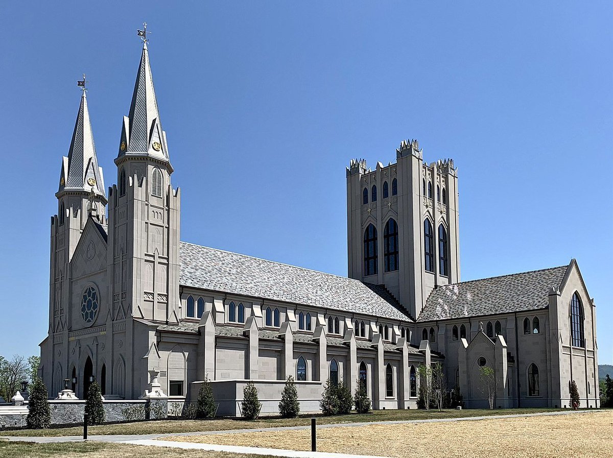 carbo_al's tweet image. Christ the King Chapel - Front Royal, Virginia (2023)