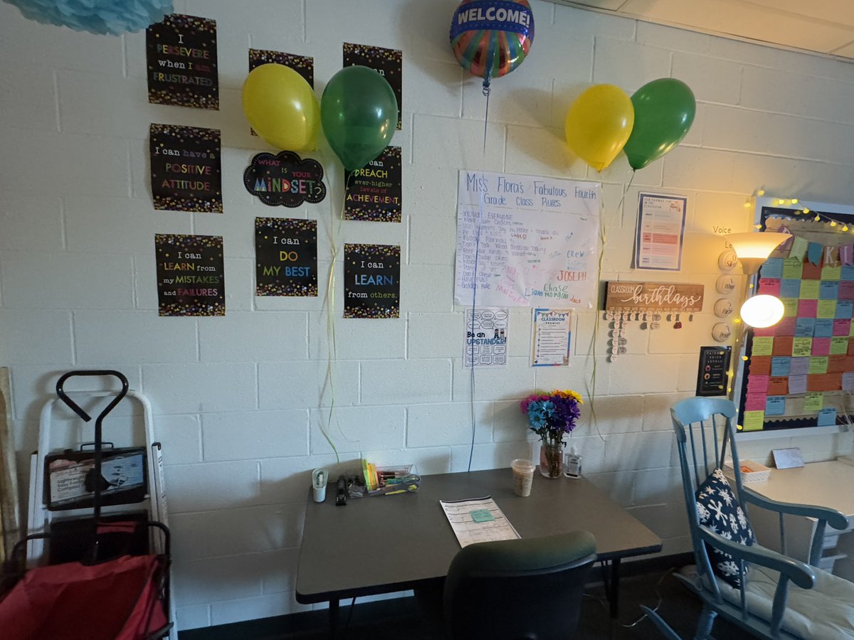 It was a great first day welcoming our student teacher for this semester! 💚💛