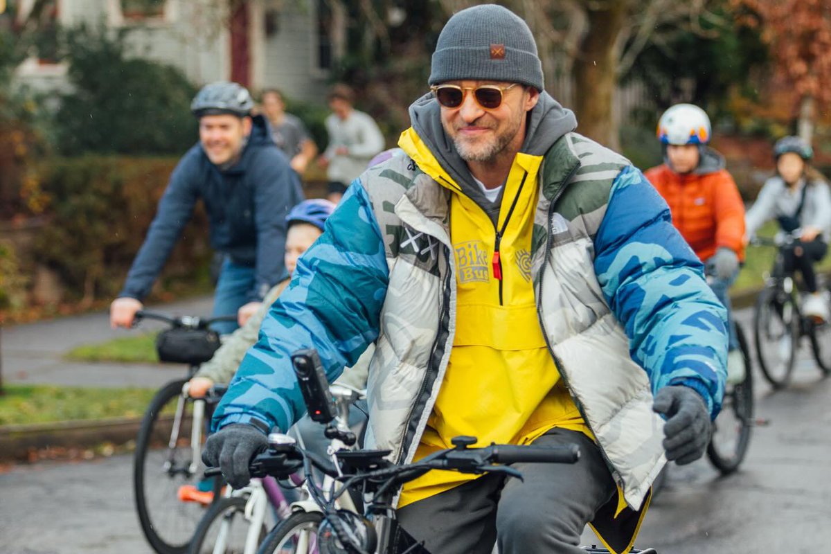 𝙩𝙞𝙢𝙗𝙚𝙧𝙡𝙖𝙠𝙚 𝙜𝙖𝙡𝙡𝙚𝙧𝙮 tweet media