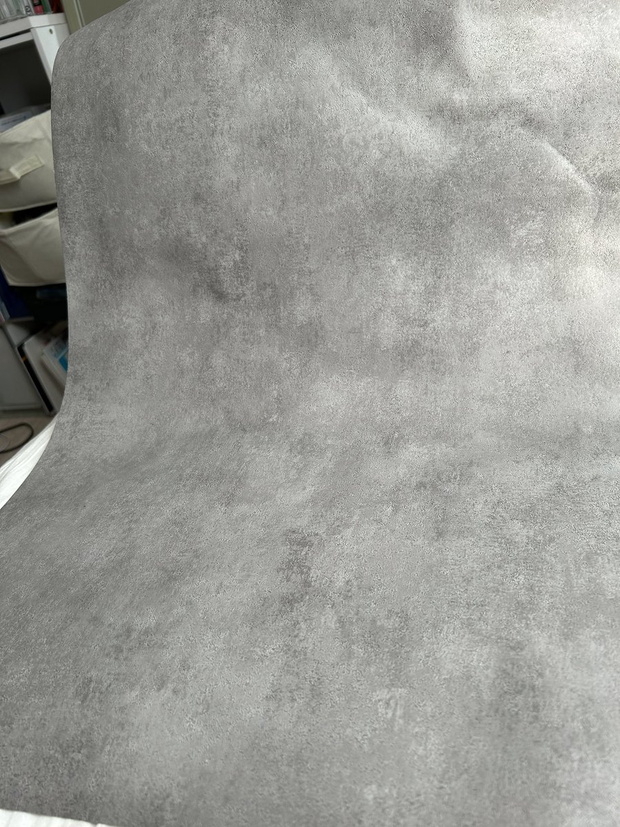 おっきい壁紙買った！もう見切れの心配なくのびのび撮影できる〜！！嬉しい！！！！！