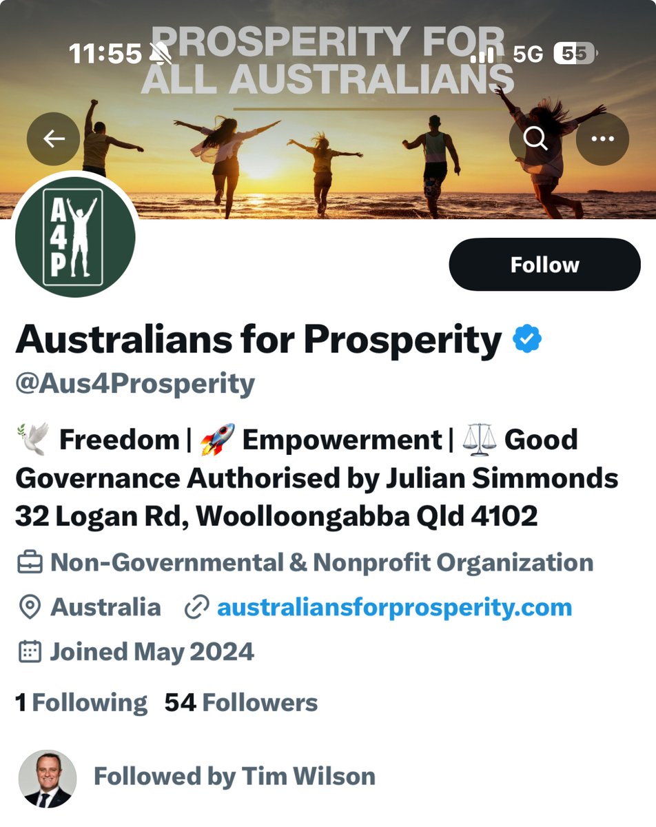 simonahac's tweet image. the coal-fired #AustraliansForProsperity campaign (modelled on the koch brothers' #AmericansForProsperity campaign) claims to be "grassroots"… but couldn't be more fake… ie. "astroturf".

they've picked up a whopping 54 followers in 8 months!