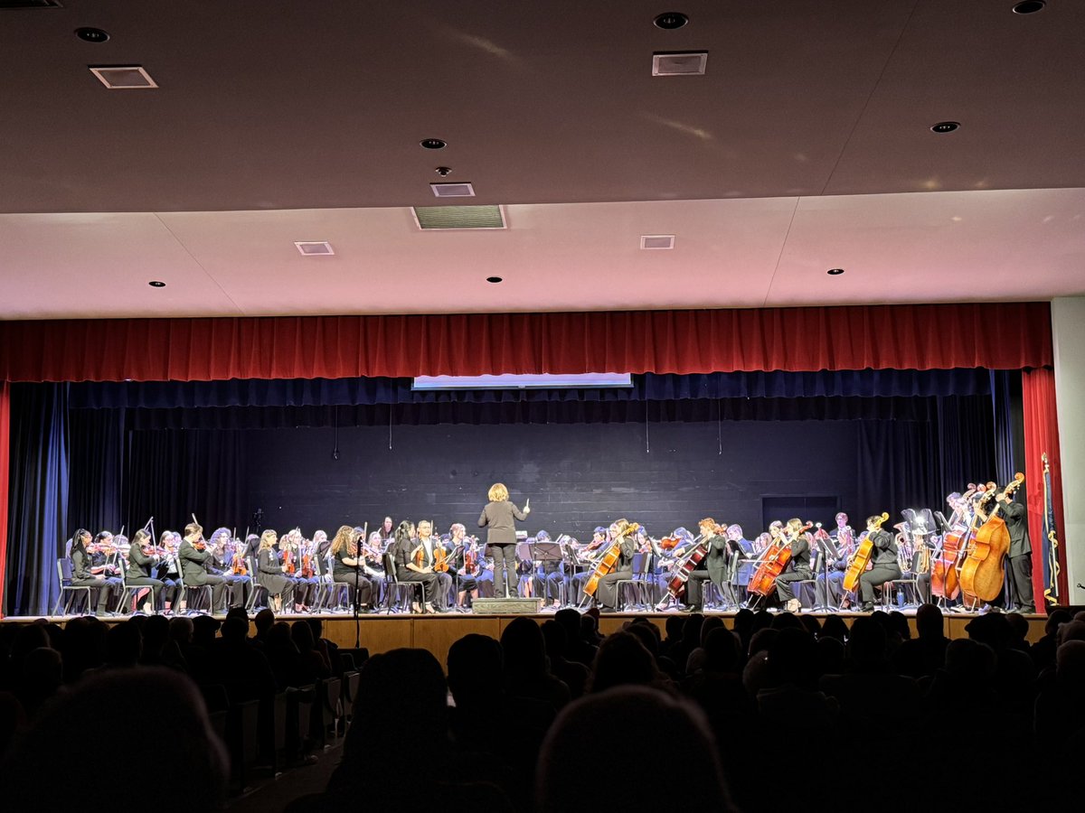 lakelehmanband's tweet photo. Congratulations to Ben, who represented @lakelehmanband at the PMEA District 9 Orchestra festival! Ben placed 3rd and successfully qualified for the Northeast Region Orchestra! #llpride #Knight_Vision3 @LLSDKnights https://t.co/O9rLoIDpNA