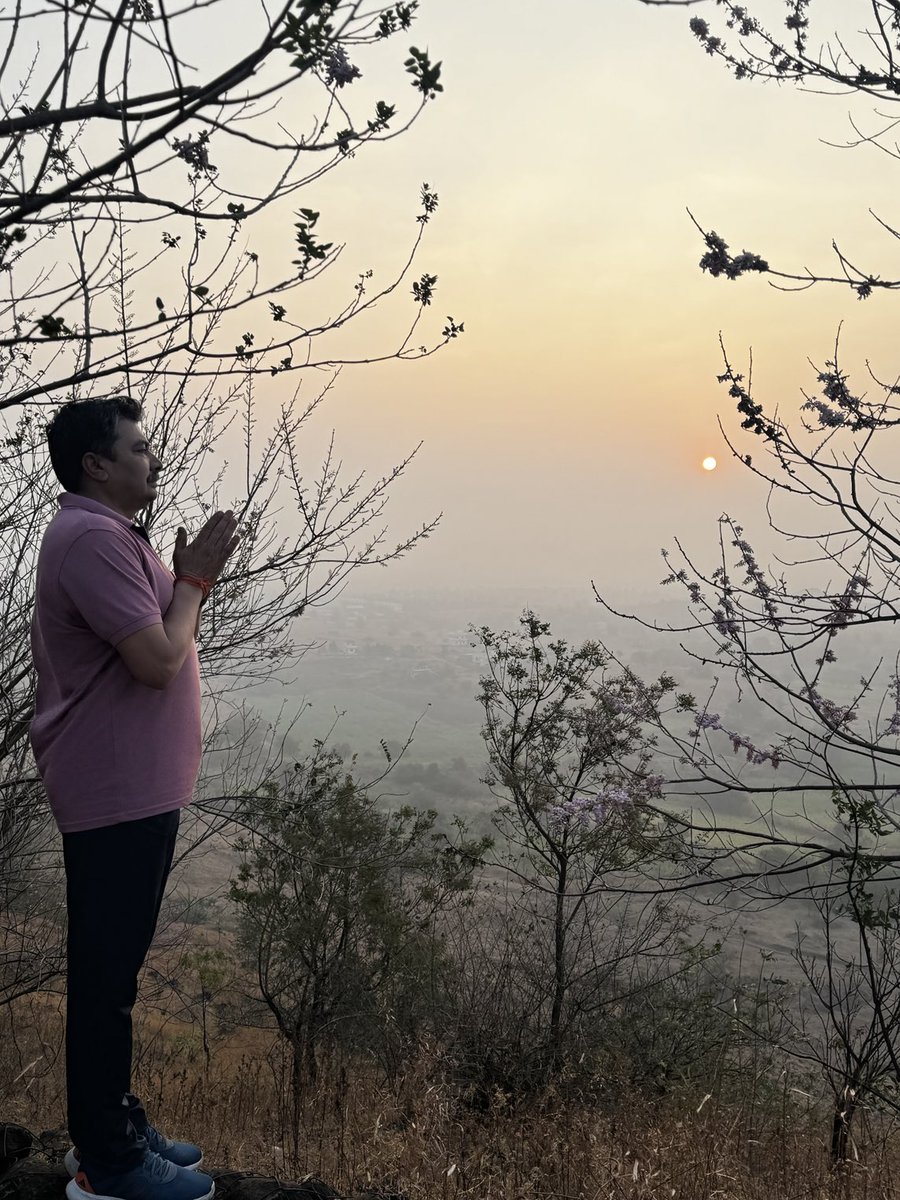 nitinkbagal's tweet photo. मकर संक्रांतीच्या हार्दिक शुभेच्छा 🍁🍁🍁🍁 https://t.co/UU9dBxFQRv
