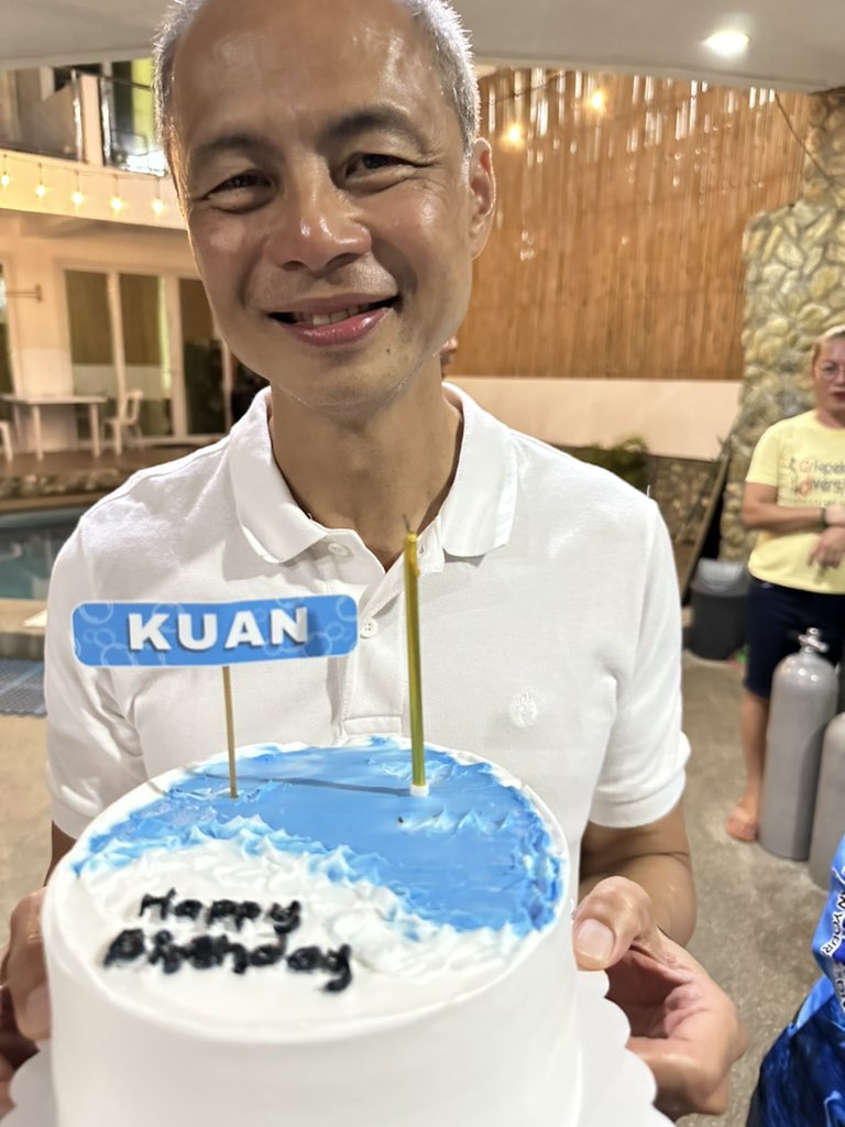 Arkdiversresort's tweet image. 𝙉𝙤 𝘽𝙚𝙩𝙩𝙚𝙧 𝙒𝙖𝙮 𝙩𝙤 𝘾𝙚𝙡𝙚𝙗𝙧𝙖𝙩𝙚 𝘽𝙞𝙧𝙩𝙝𝙙𝙖𝙮𝙨! 

A heartfelt thank you to Jeru’s group for celebrating not just one but 3 birthday celebrants here at Arkipelago and for sharing their dive experiences.

#BirthdayDive #PuertoGalera #ScubaAdventure