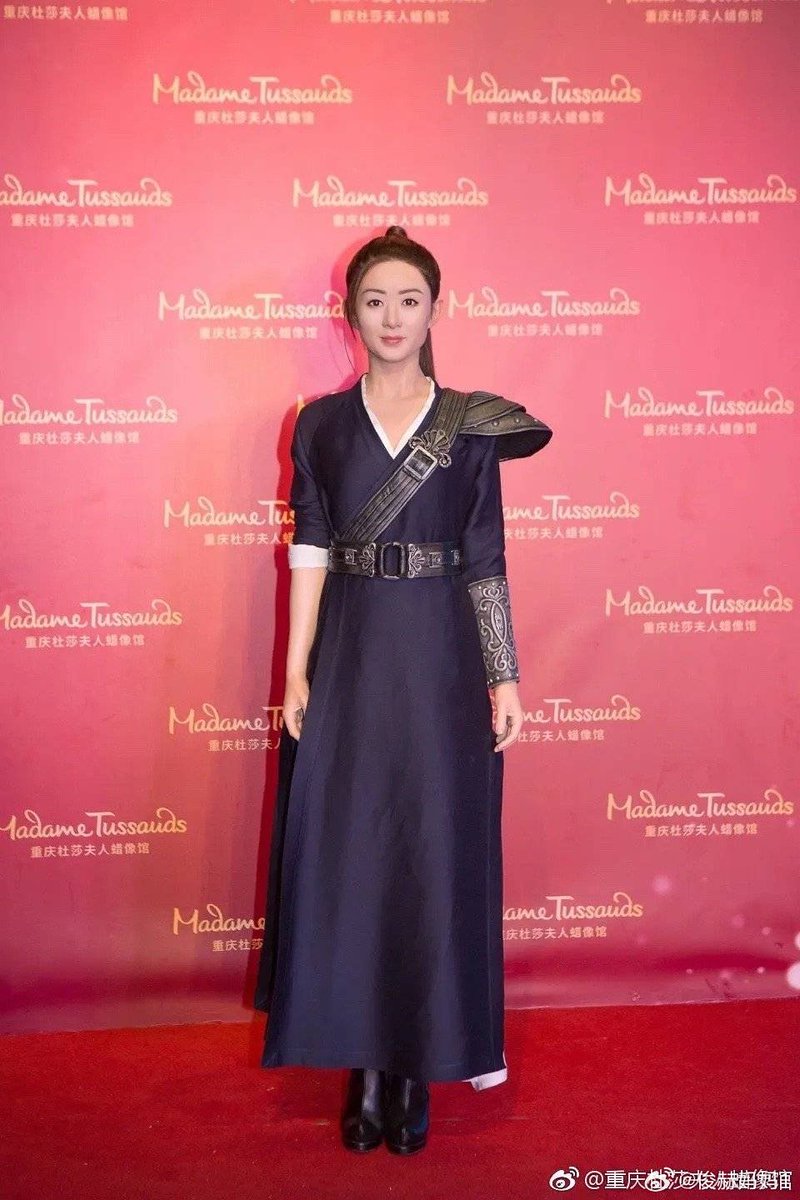 zaniliazhao_'s tweet photo. Madame Tussauds Shanghai teased a new wax figure and it is Shen Li, our Phoenix Queen from #TheLegendOfShenLi played by #ZhaoLiying. This will be her fourth figure, joining her personal wax figure, Chu Qiao (#PrincessAgents), and Sheng Minglan (#TheStoryOfMinglan)🥺����🏼

Madame Tussauds Shanghai is a famous wax museum where you can see life-sized wax figures of celebrities, historical icons, and famous characters.

#赵丽颖