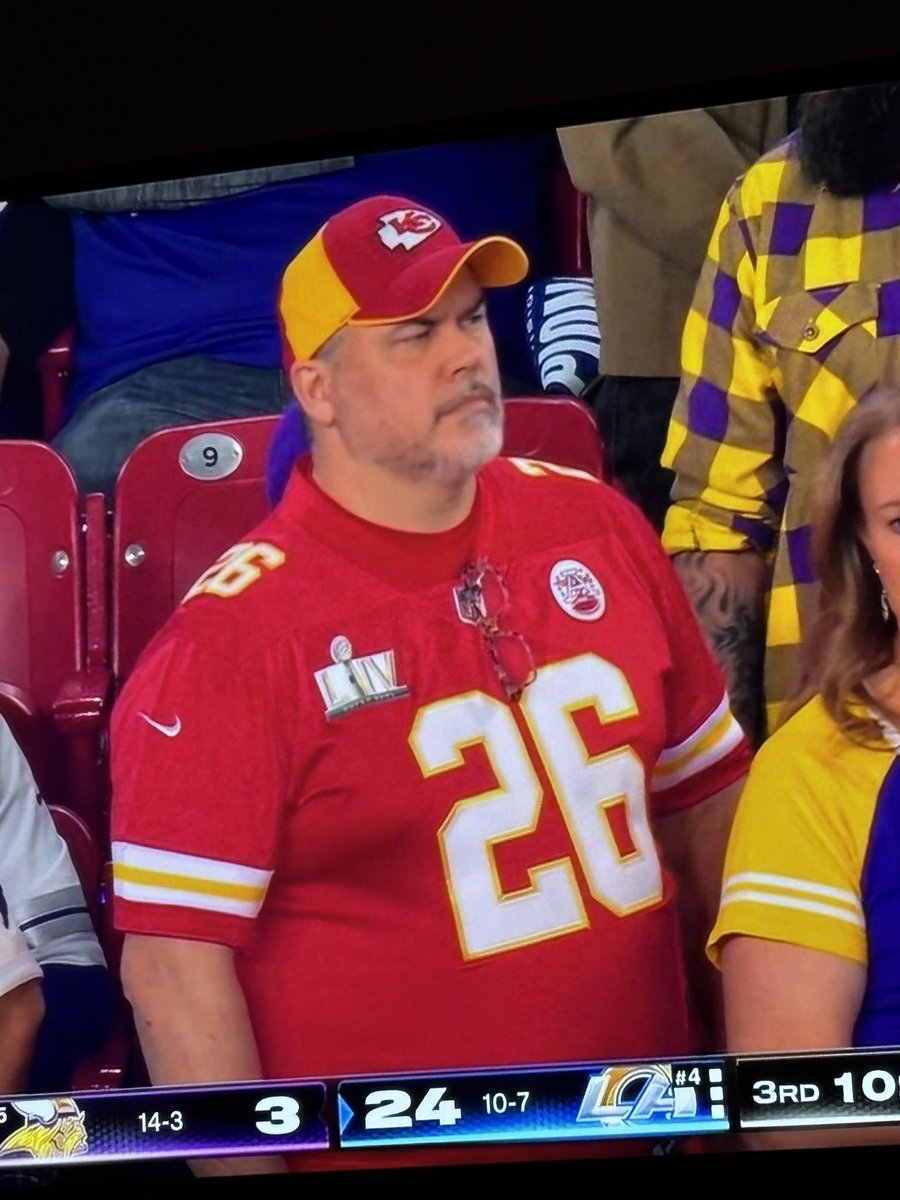 beets31's tweet image. Cheddar dick alert!!! @FixYourLife @AndyRuther @TheDirtySports #SkolChiefs?