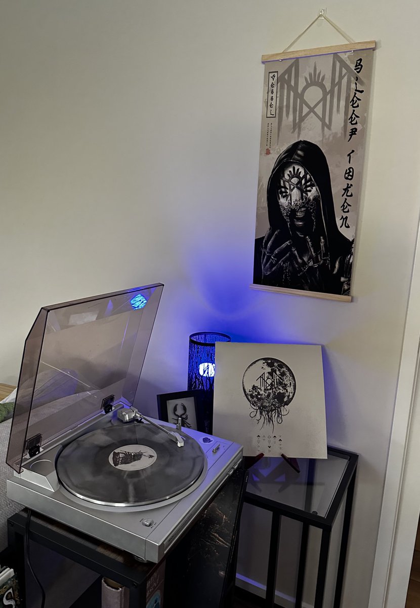 SlasherBoyVR's tweet image. New record turntable setup 🙌🏻