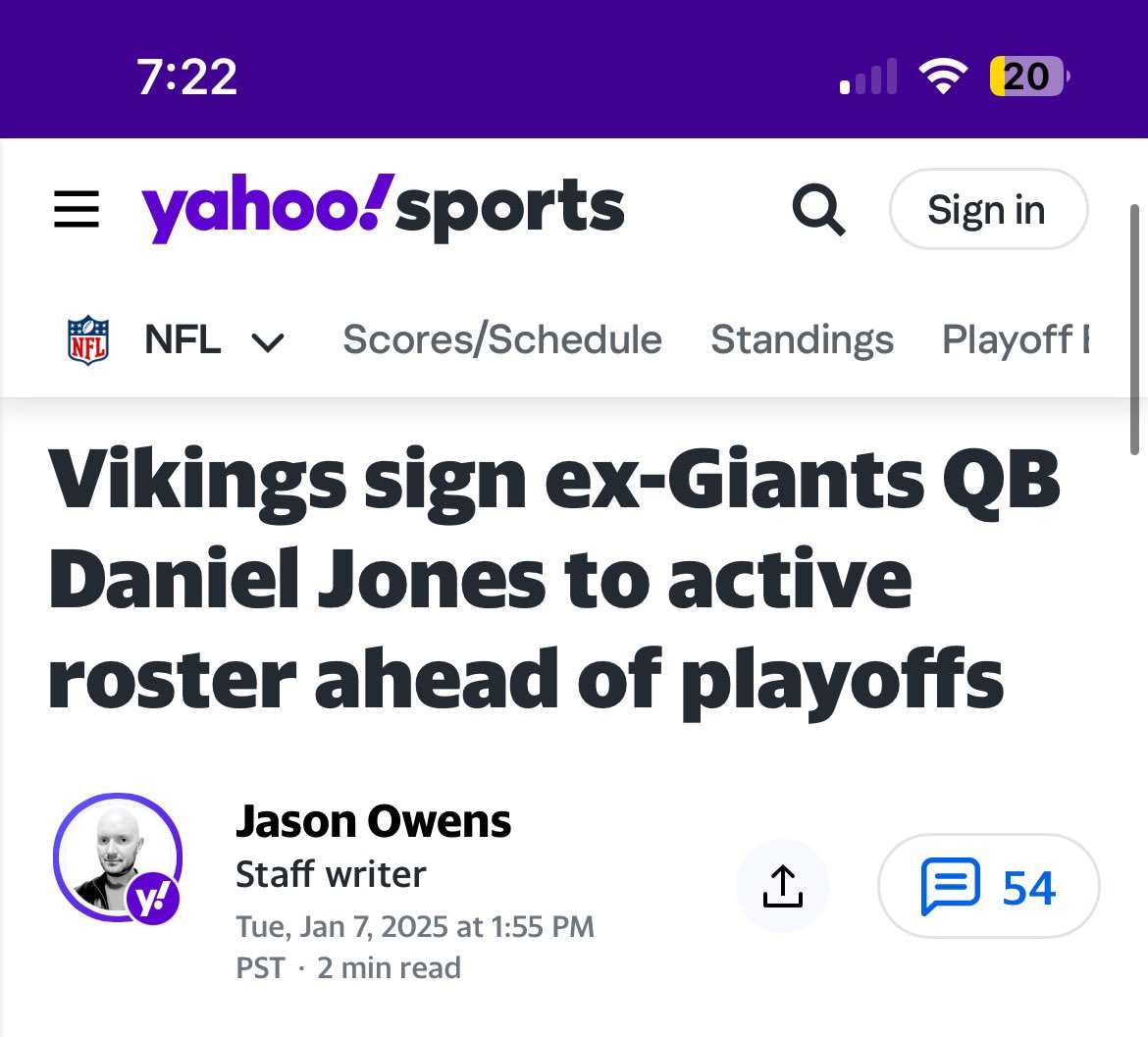 Samrob_15's tweet photo. Everyone is blaming Sam Darnold but only one thing has changed for the Viks since the playoffs started…. https://t.co/GxN2YpQyHj